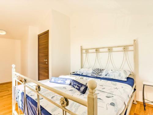 Holiday Home Villa Gabriela