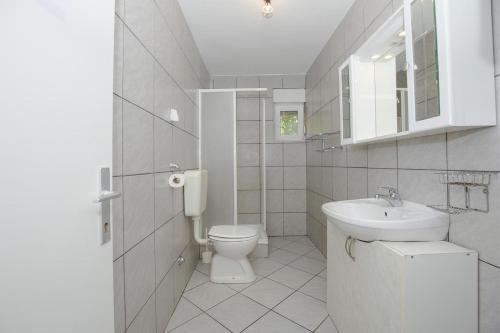 Apartments By The Sea Soline (krk) - 5449