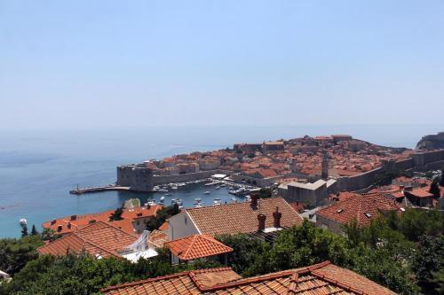 Apartments With A Parking Space Dubrovnik - 9099