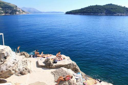 Apartments By The Sea Dubrovnik - 8552