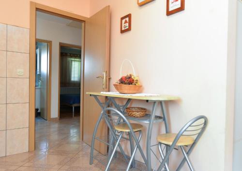 Apartments Milena 436