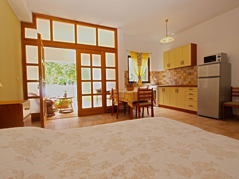 Apartments Milio 1105