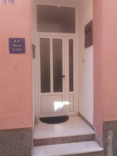 Hostal Triple Room Gradac 16006c
