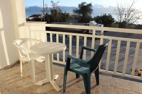 Apartments With A Parking Space Gradac (makarska) - 15628