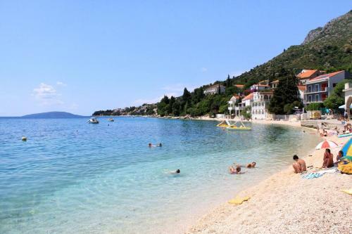 Apartment Gradac 13681c