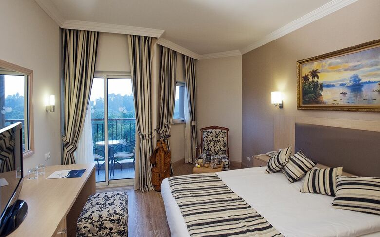 Hotel Crystal Tat Beach Golf Resort & Spa