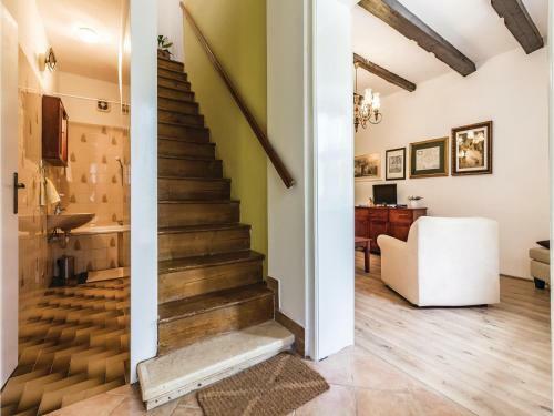 Two-bedroom Holiday Home In Jadreski