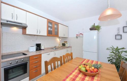 Apartments By The Sea Jelsa (hvar) - 12247
