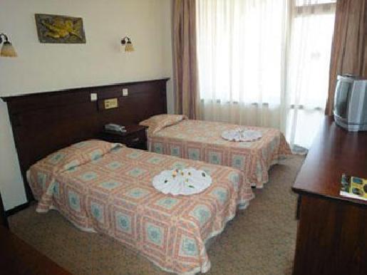 Hotel Golmar Beach