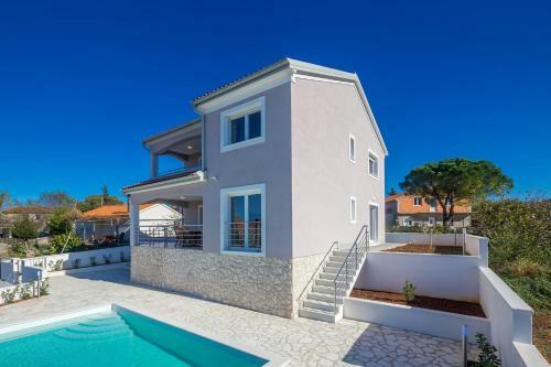 Villa Holiday House Linardici