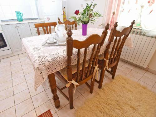 Apartments Vesna 1236