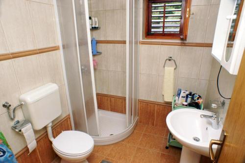 Apartment Lumbarda 4404b