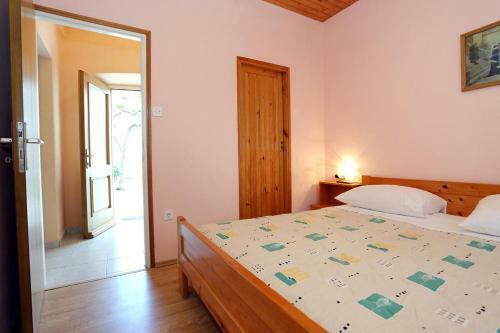 Apartment Lumbarda 156b
