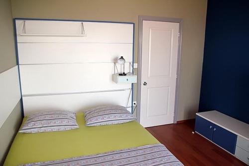 Apartments In Makarska 6735