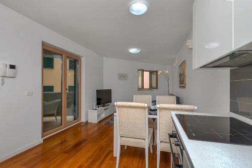 Beach Apartment Bilich