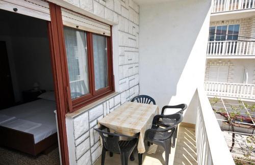 Apartments By The Sea Marina (Trogir) - 4850