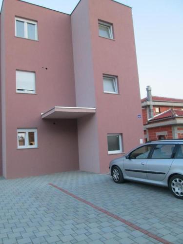 Apartments With A Parking Space Zadar - 13127