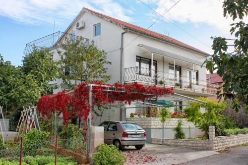 Apartments With A Parking Space Sukosan (Zadar) - 5777