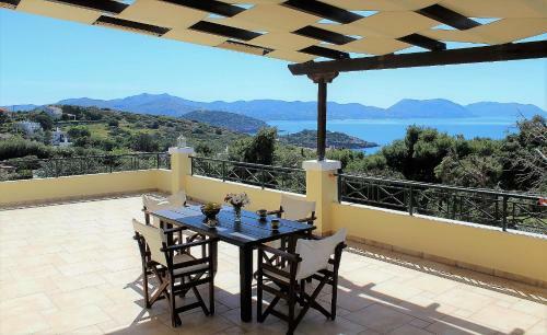 Villa Blue Sea Complex With Sea View