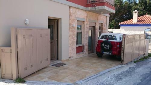 Arapakis Apartment 2