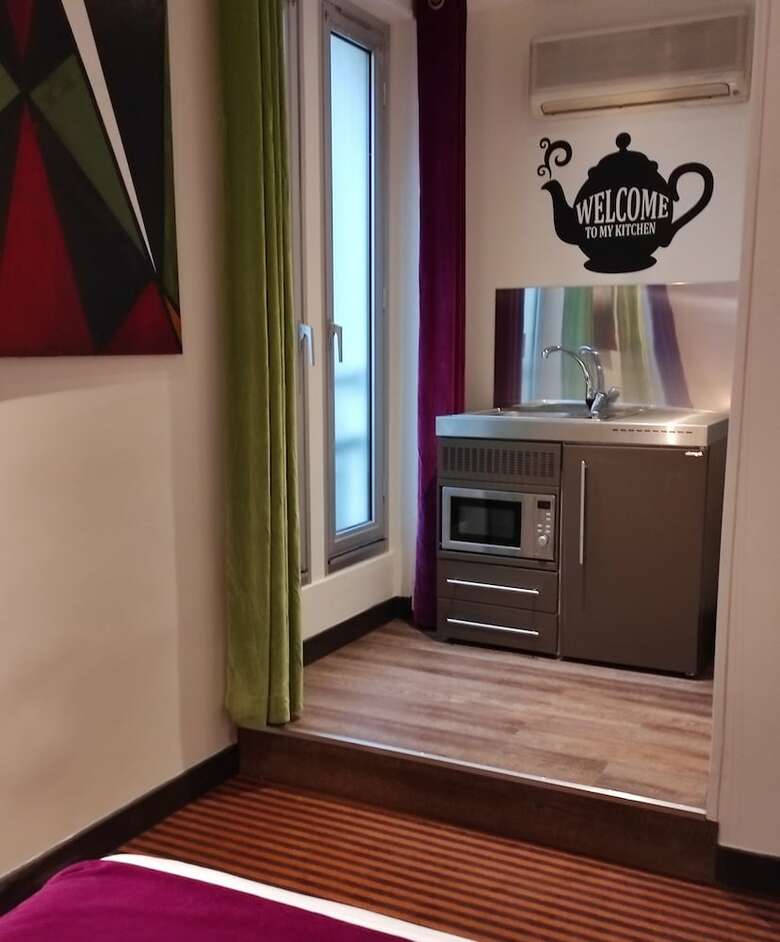 Hotel Pax Opera