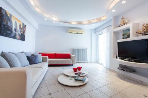 Stunning 1 Bdrm Apartment In Glyfada -sea View