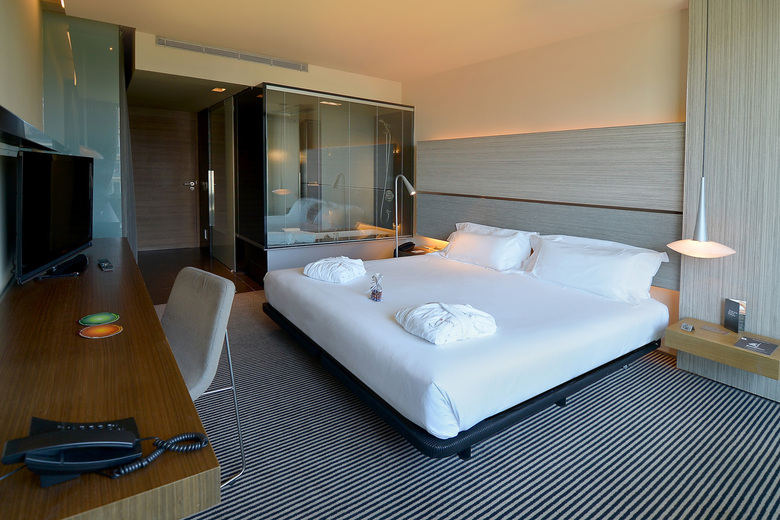 B-hotel