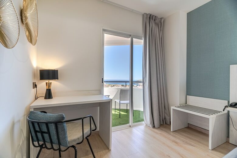 Hotel Ramada Resort By Wyndham Puerto de Mazarron