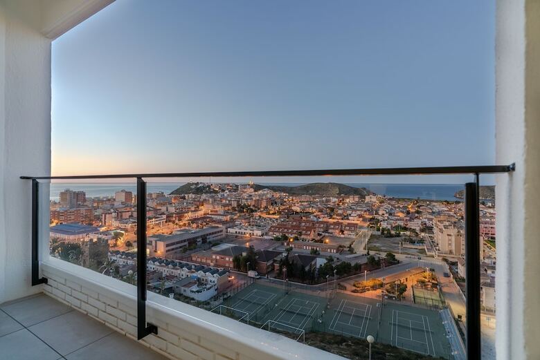 Hotel Ramada Resort By Wyndham Puerto de Mazarron