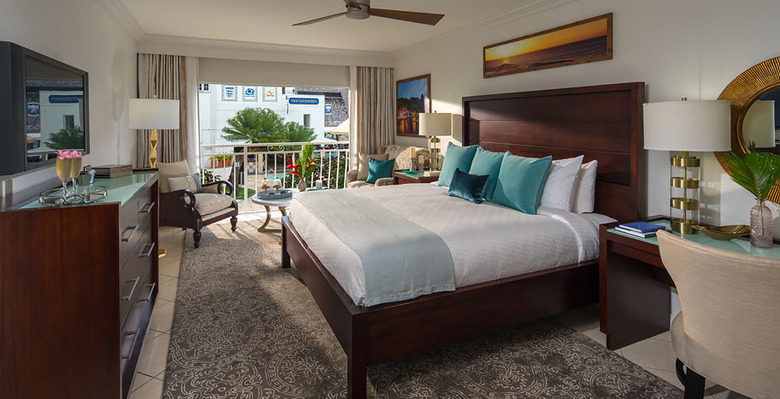Hotel Sandals Regency La Toc