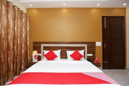 Hotel Oyo 23659 Faris Residency