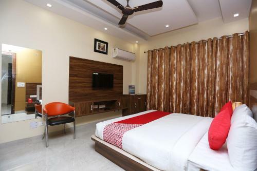Hotel Oyo 23659 Faris Residency