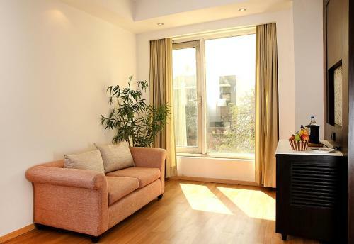 Hotel Ahuja Residency Vista Woods