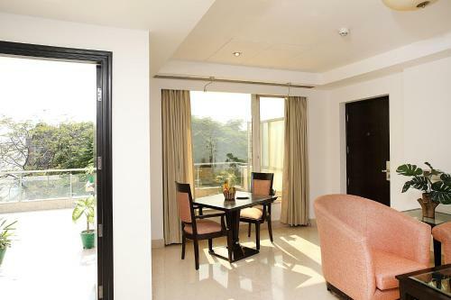 Hotel Ahuja Residency Vista Woods