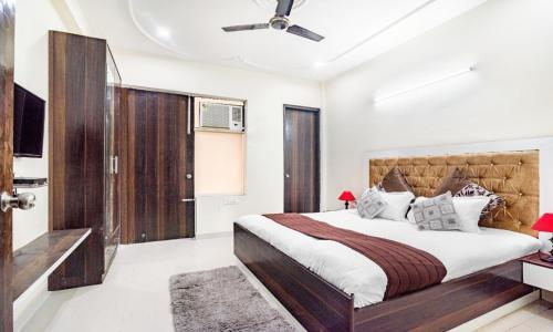 Hostal Niketan Medanta Rooms