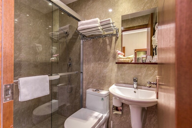 Hotel Rome Love