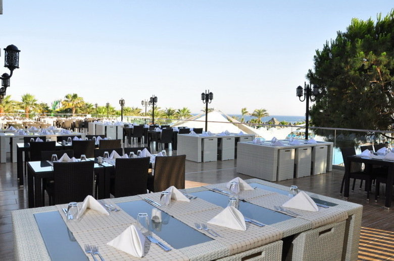 Hotel Paloma Oceana Resort