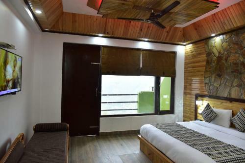 Hotel Xomotel Sunita Himalayan Paradise