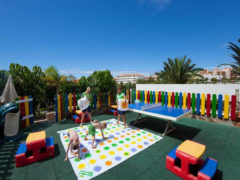 Paradise Park Fun Lifestyle Hotel