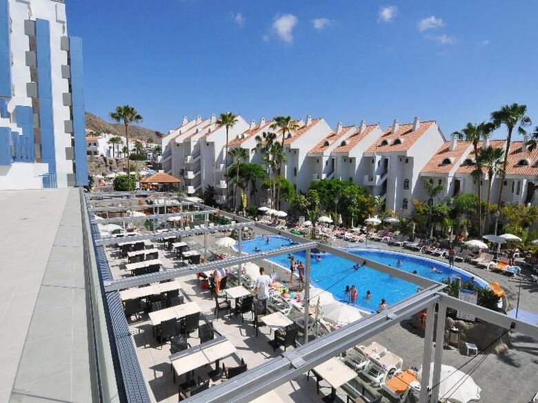 Paradise Park Fun Lifestyle Hotel