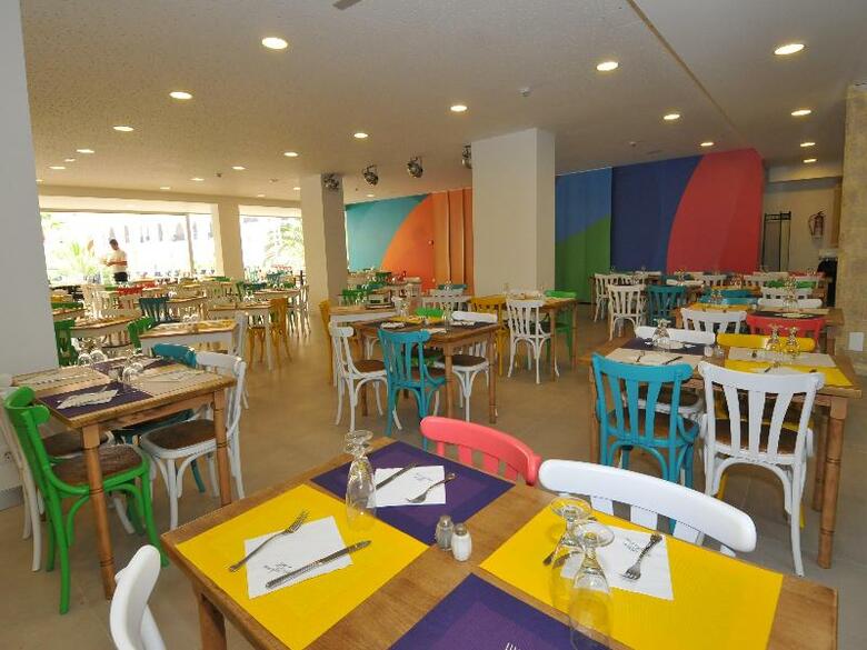 Paradise Park Fun Lifestyle Hotel