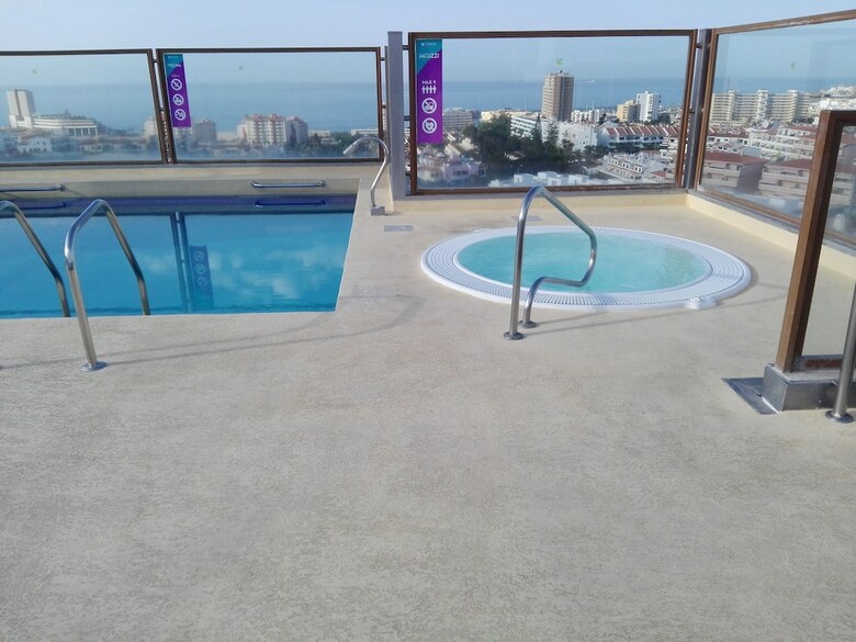 Paradise Park Fun Lifestyle Hotel
