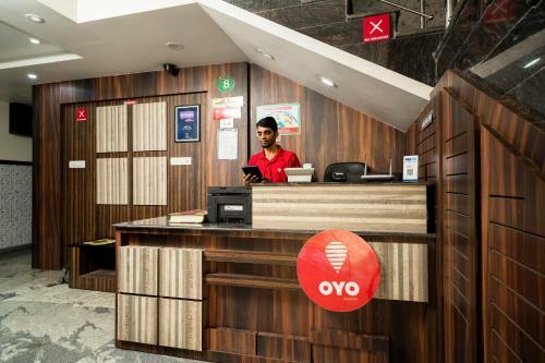 Hotel Oyo 4678 Greens Residency