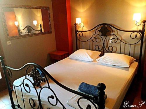 Hostal Evans Studio