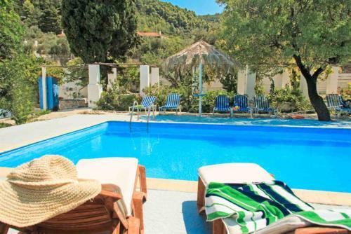 Villa Karavos