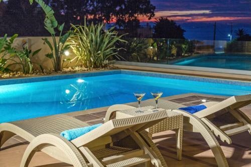 Luxurious Villa Solaris, 50 Meters From The Beach