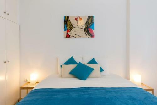 Villa With Pool Close To The Airport, Vari 290m�