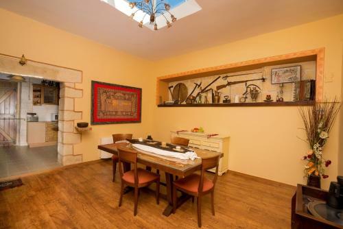 Villa Angel House