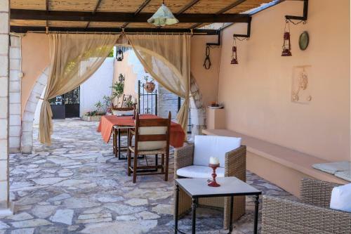 Villa Angel House