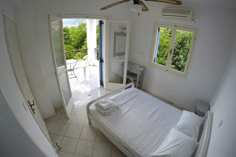 Armonia Apartments